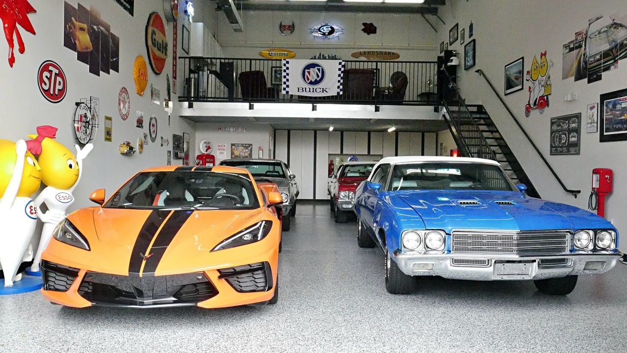 custom garages